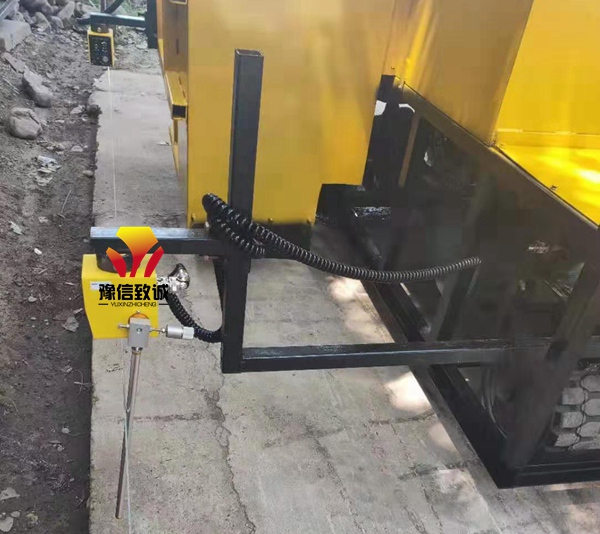 中型滑模機自動轉(zhuǎn)彎傳感器